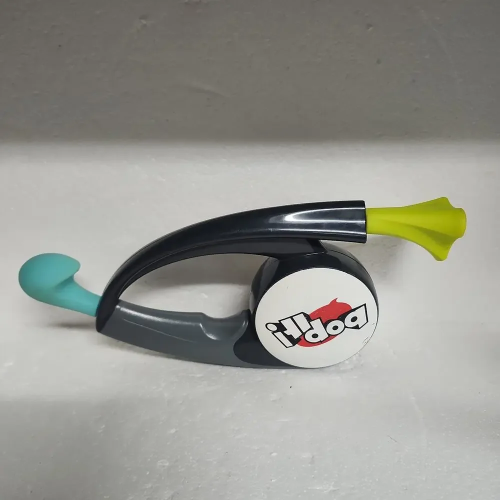 Hasbro Vintage Bop It! Game - Picture 2 of 4